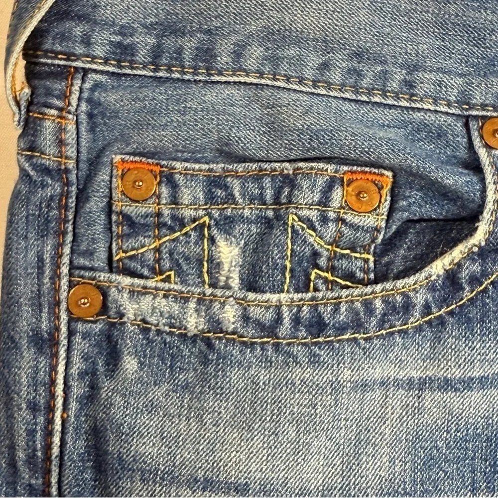 True Religion | Bobby Blue Straight Leg Jeans Slightly Distressed Style